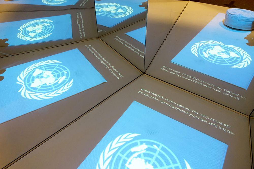 Hochschule Mainz, Resolution 217 A(III) Artikel 1, Master Entwurf Szenischer Raum Weltenräume von Sonja Hilpert