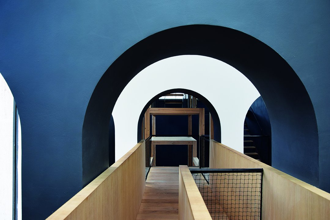 Hochschule Mainz, Kommunikations im Raum, Zeitgemäß von Nadine Althaus, Tekle Essakia, Juliane Glaser, Sabrina Leisner, Marina Mang, Marc Metzler, Caroline Müller, Hannah-Vera Schröder, Michelle Tabarelli, Alexandra Völle, Mariola Wall, Kilian Weidig, Daniel Rattay, Maximiliane Kasper und Polina Bessarabenko