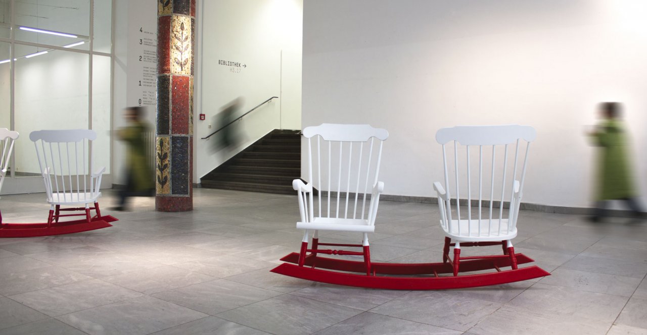 Hochschule_Mainz_LEFTRIGHT_SWING_Leonie_Poch_Pina_Reber